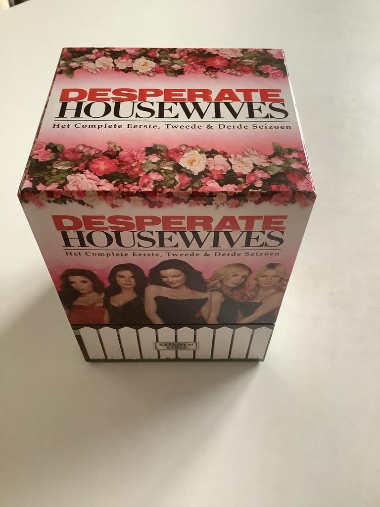 DVD DESPERATE HOUSEWIVES, Cd's en Dvd's, Dvd's | Tv en Series, Ophalen of Verzenden, Zo goed als nieuw