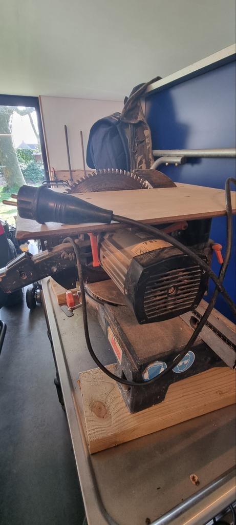 Professionele afkortzaag 300mm of zaagtafelblad, Doe-het-zelf en Bouw, Ophalen, Afkortzaag
