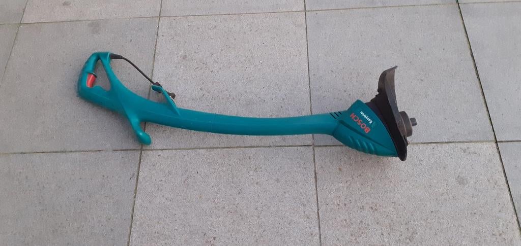 Grastrimmer bosh, Ophalen