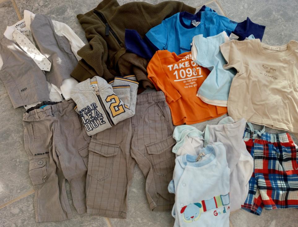 Pakket jongenskleding mt 74 - meer dan 10 stuks voor 10 euro, Ophalen