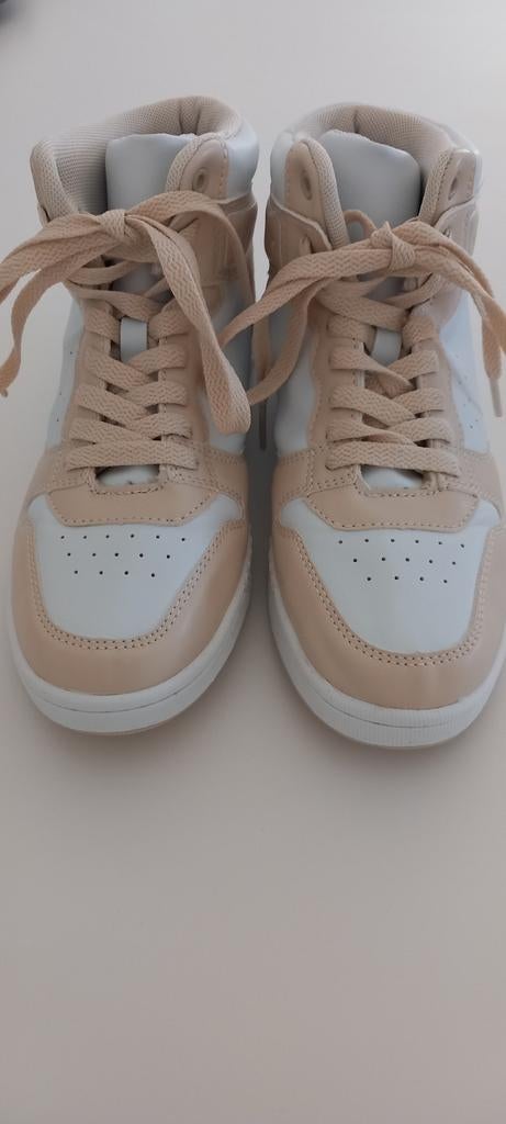 Baskets blanches et roses pour femmes de la marque Grace cou, Rose, Sneakers et Baskets, Comme neuf, Enlèvement