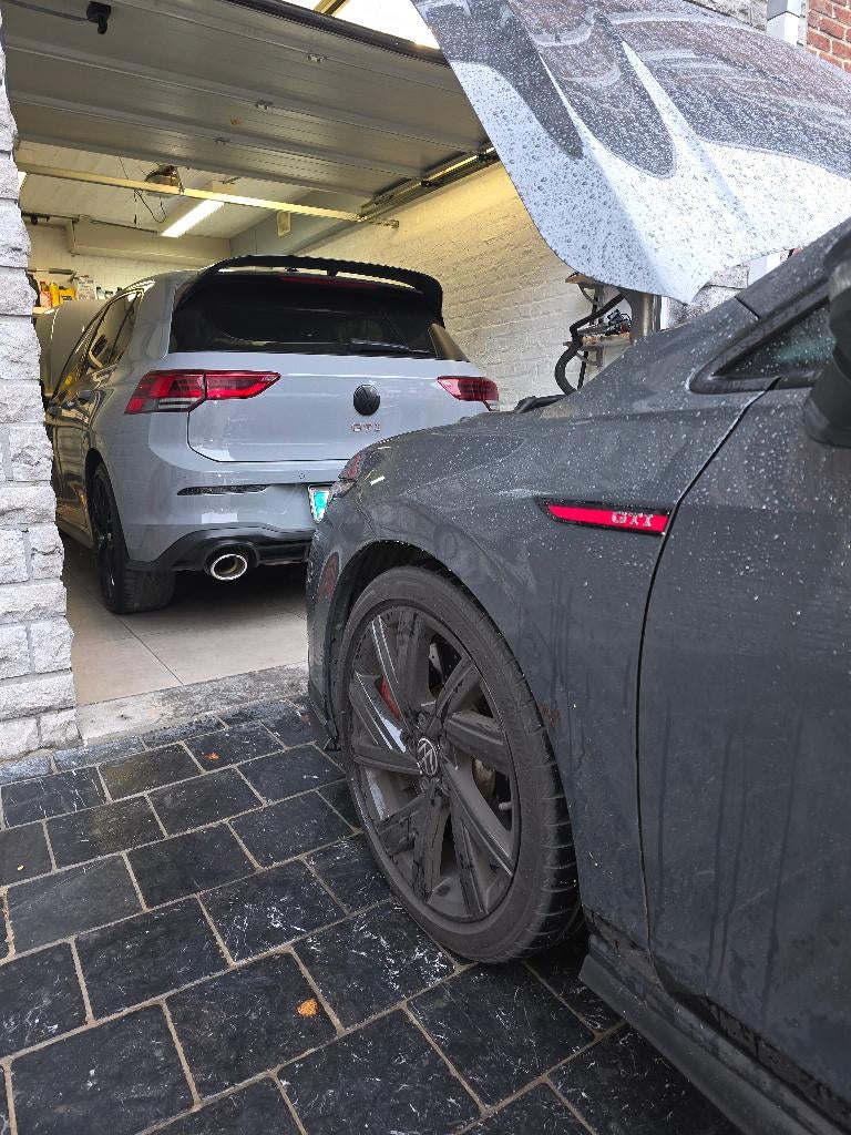 Elektronica en coding Audi VW Skoda Bentley Lamborghini, Ophalen