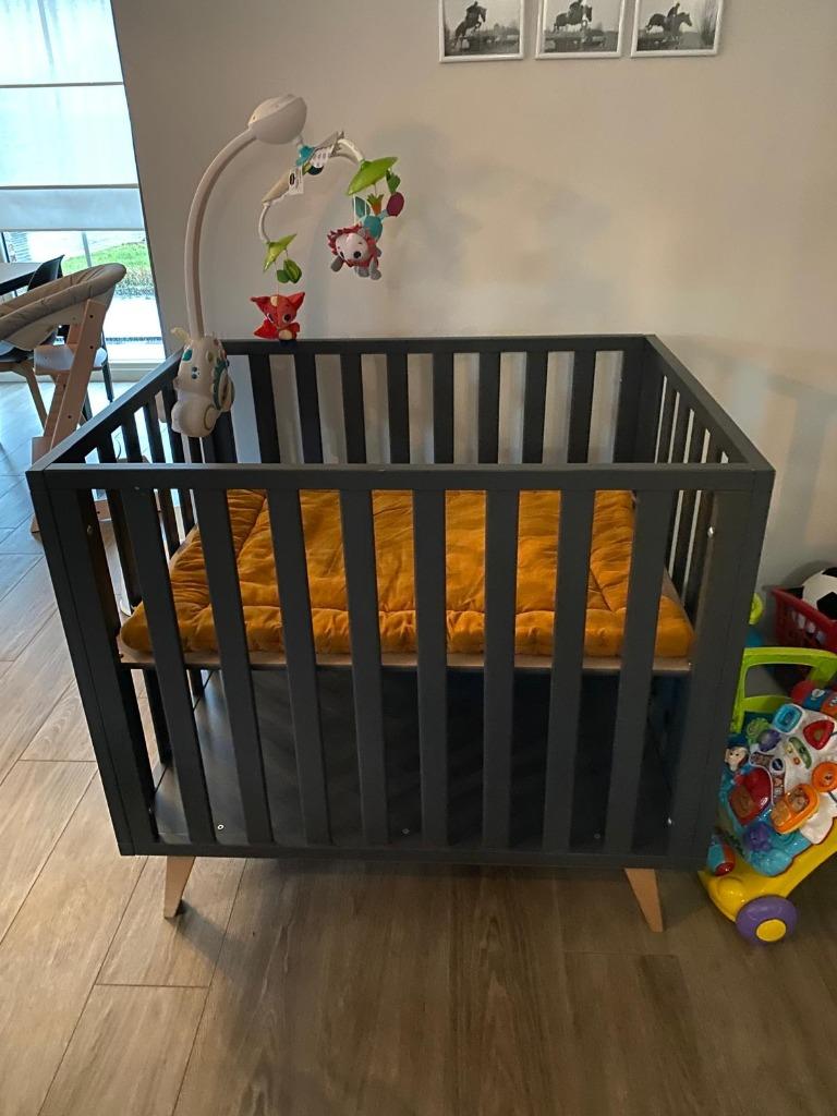 Te koop: babypark + toebehoren, Ophalen, Gebruikt, Rechthoekig, In hoogte verstelbaar