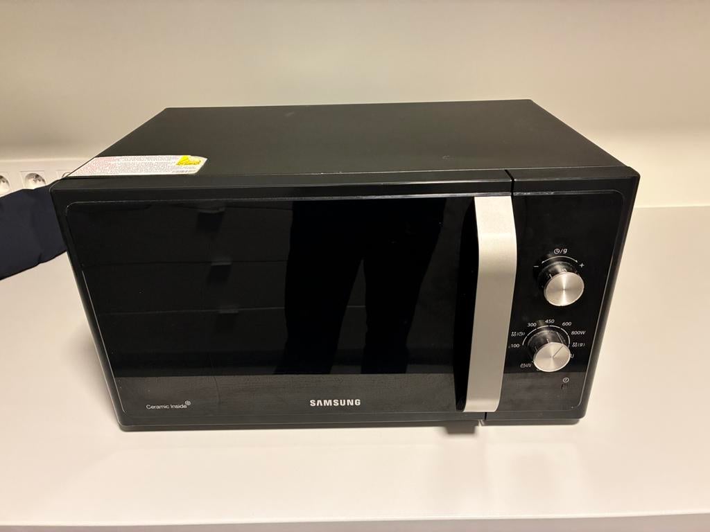 Samsung Microgolfoven, Elektronische apparatuur, Ophalen, Zo goed als nieuw, Microgolfoven