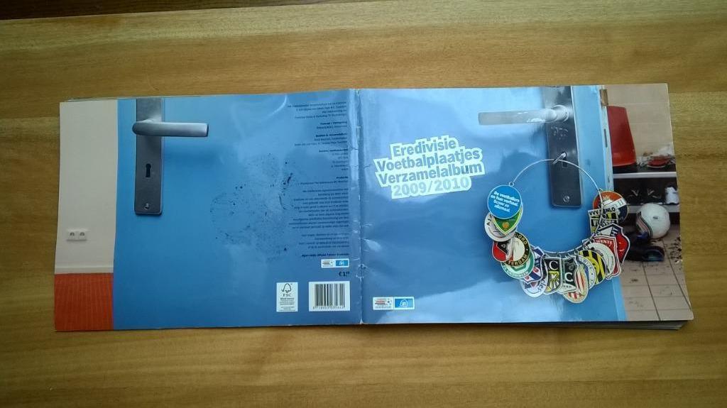 ALBERT HEIJN EREDIVISIE VERZAMELALBUM 2009/2010, Ophalen of Verzenden, Gebruikt, Boek of Tijdschrift