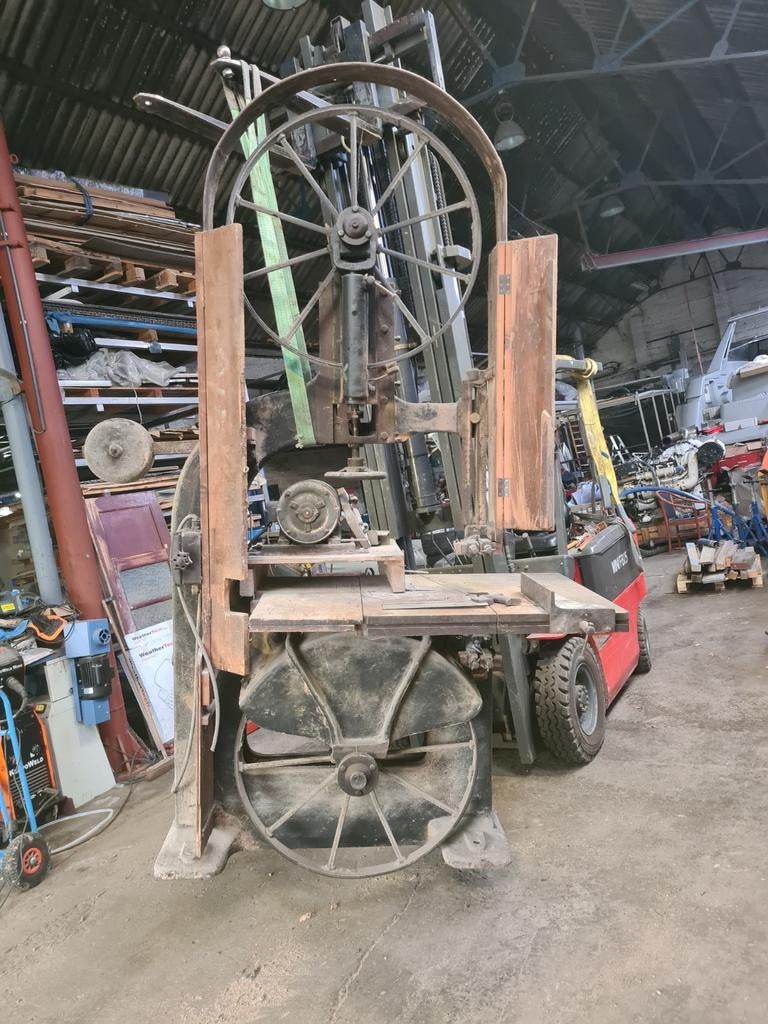 Lintzaag Authentieke Vandenabeele– Gietijzeren Kwaliteit, Doe-het-zelf en Bouw, Gereedschap | Zaagmachines, Gebruikt, Lintzaag