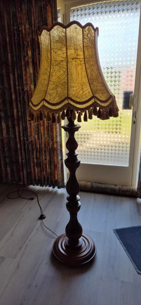 Schemerlamp, Ophalen, Gebruikt