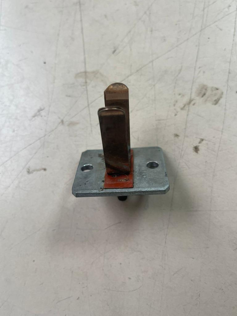 Contact de klaxon pour Maserati Indy, Khamsin, Merak, Bora, Enlèvement ou Envoi, Neuf, Maserati