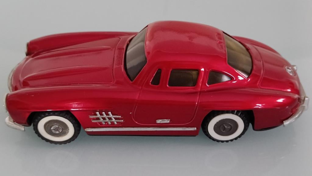 Bidons Mercedes Benz 300SL d'époque, Enlèvement ou Envoi