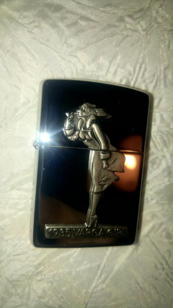 Aansteker briquet zippo varga girl, Enlèvement ou Envoi, Utilisé