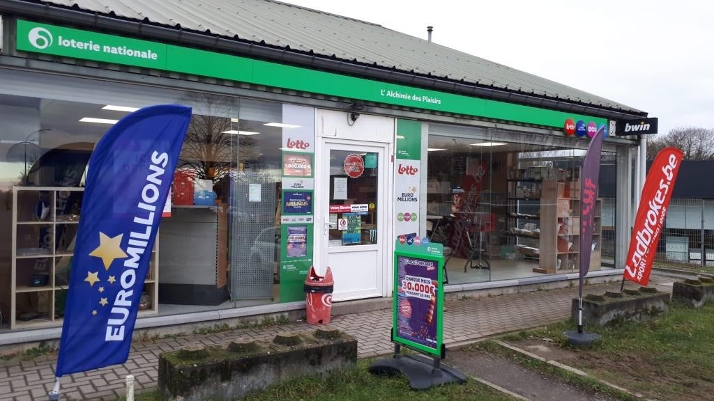 commerce - librairie sandwicherie Hauts-Sarts, Articles professionnels