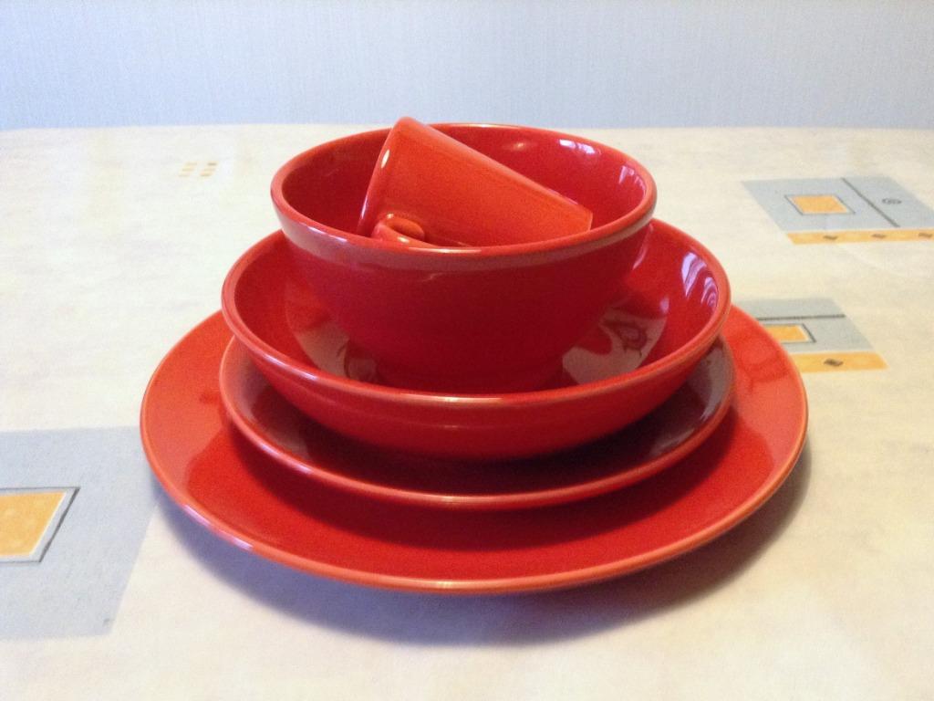 5-delig keramisch servies gastpakket of Bistro-set, Keramiek, Ophalen of Verzenden, Zo goed als nieuw, Effen