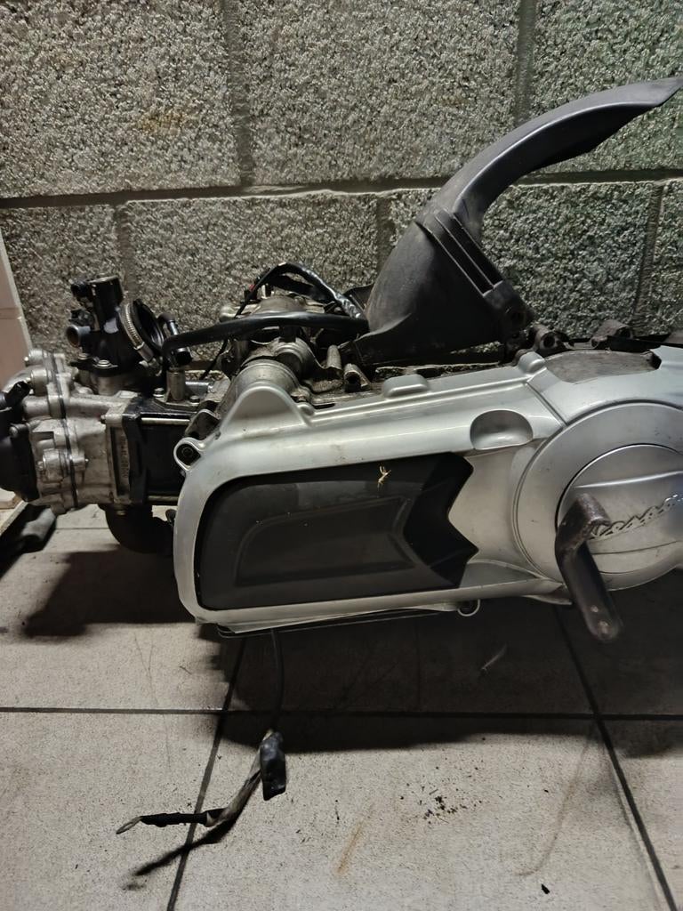 Vespa gts onderdelen tekoop  125 ie, Enlèvement, Carburateur, Vespa