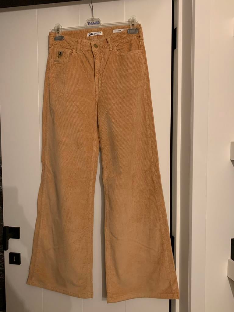 Camelkleurige velours broek  Lois 28, Ophalen of Verzenden, Zo goed als nieuw