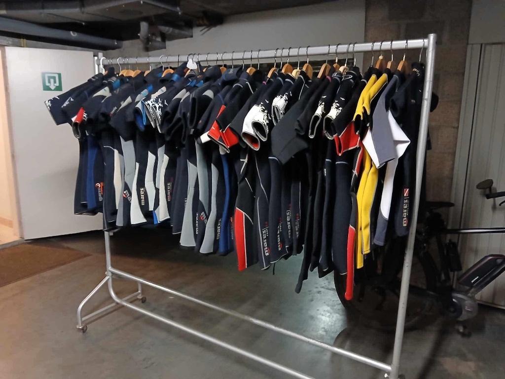 Mares Outlet verkoop Shorty,s en Overvesten - Ecocheques, Watersport en Boten, Duiken, Ophalen of Verzenden, Nieuw, Duikpak