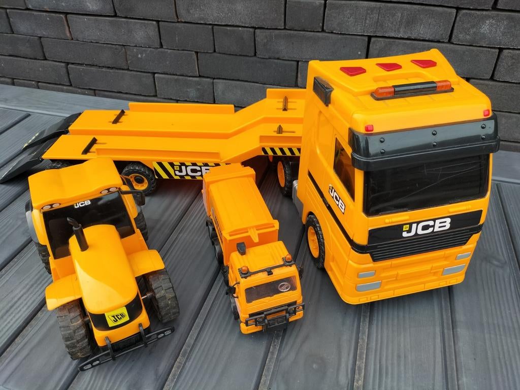 Grote vrachtwagen+geluid & 2 kleine .., Kinderen en Baby's, Ophalen
