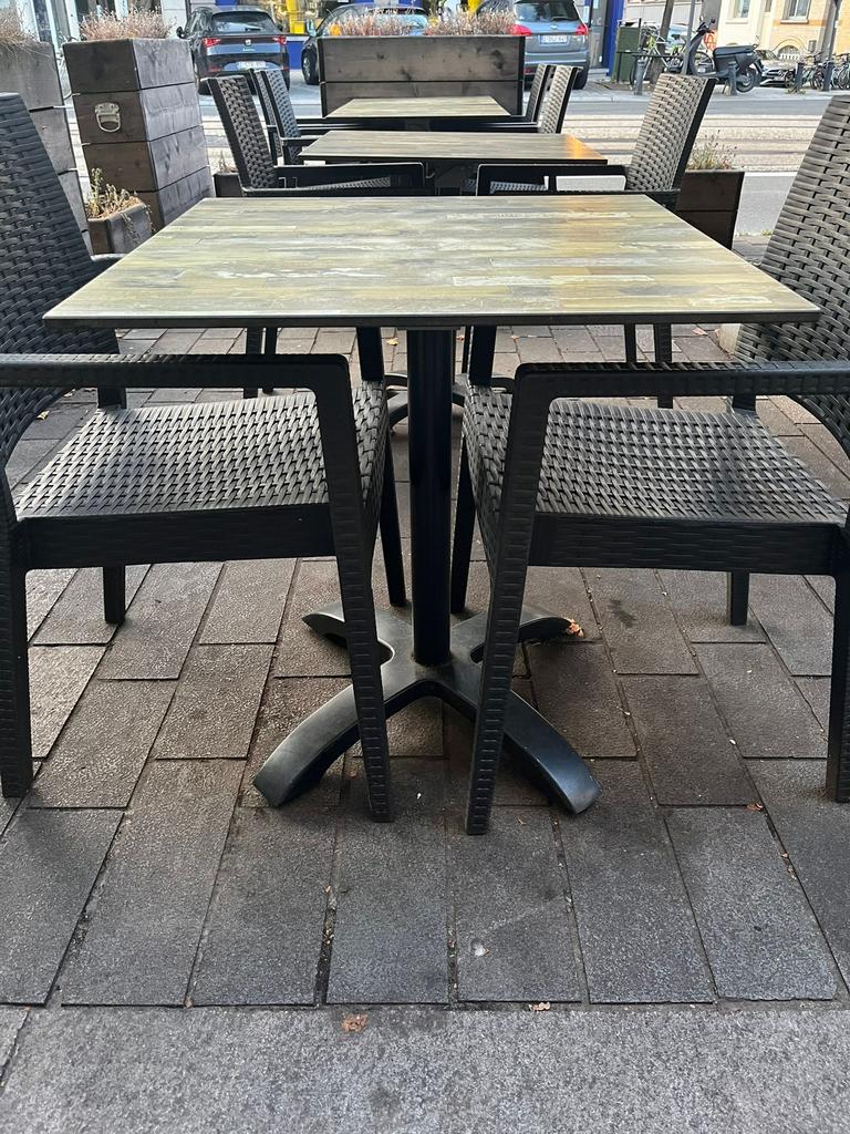 Horeca terras, Ophalen