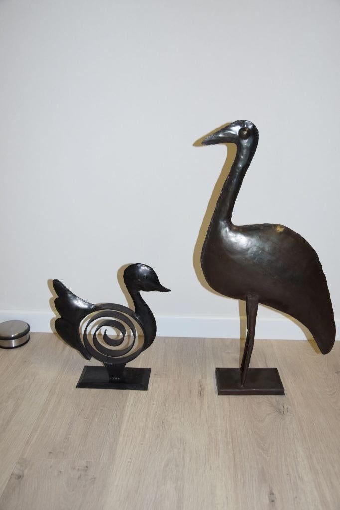 Twee mooie metalen vogels op staander - 63 cm en 32 cm hoog, Ophalen of Verzenden, Nieuw