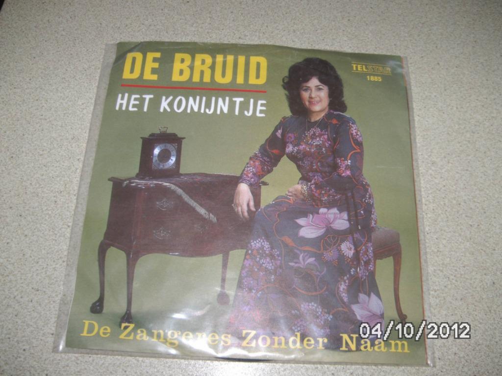 Een single "De Bruid en Het Konijntje", Enlèvement ou Envoi, Comme neuf, En néerlandais