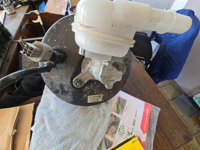 Rembekrachtiger van een Ford Fiesta, Ophalen of Verzenden, 3 maanden garantie, Gebruikt, Ford