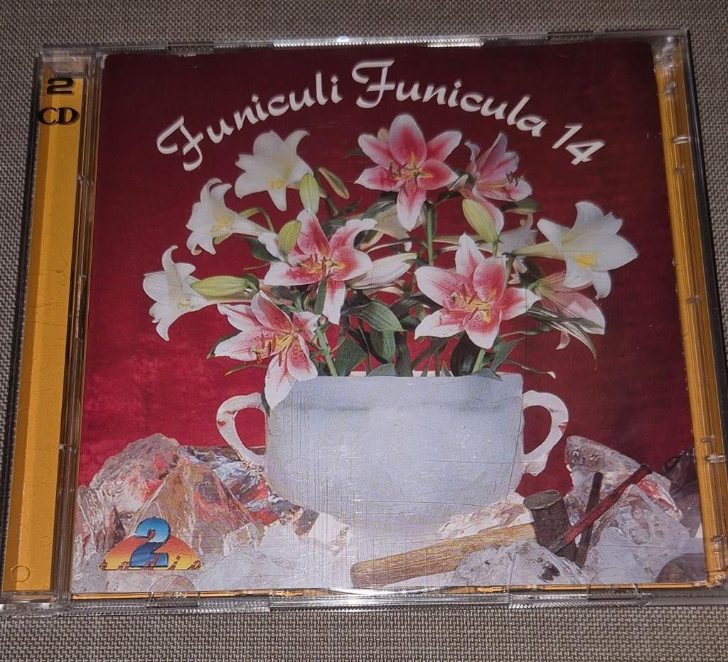 Funiculi Funicula 14 Goes Hollywood, Cd's en Dvd's, Ophalen