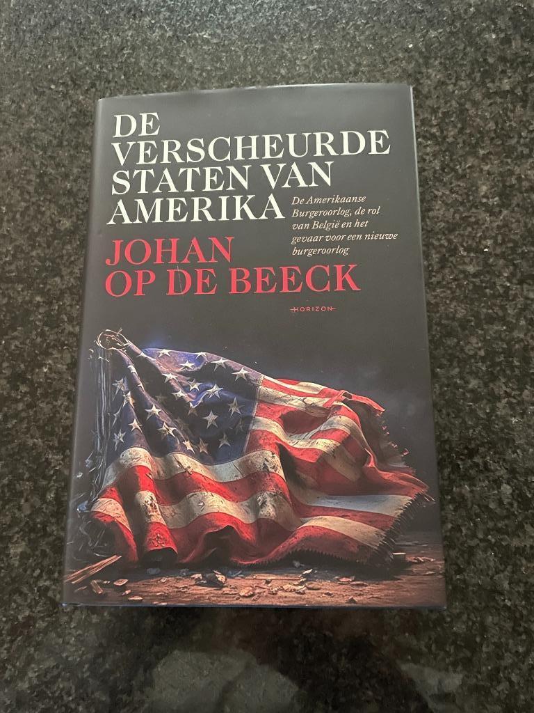 Boek "De verscheurde Staten van Amerika" - Johan Op de Beeck, Ophalen of Verzenden, Zo goed als nieuw