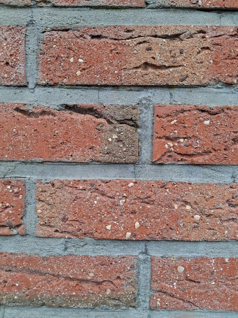 Gezocht 100tal van deze 2 soorten gevelstenen, Ophalen