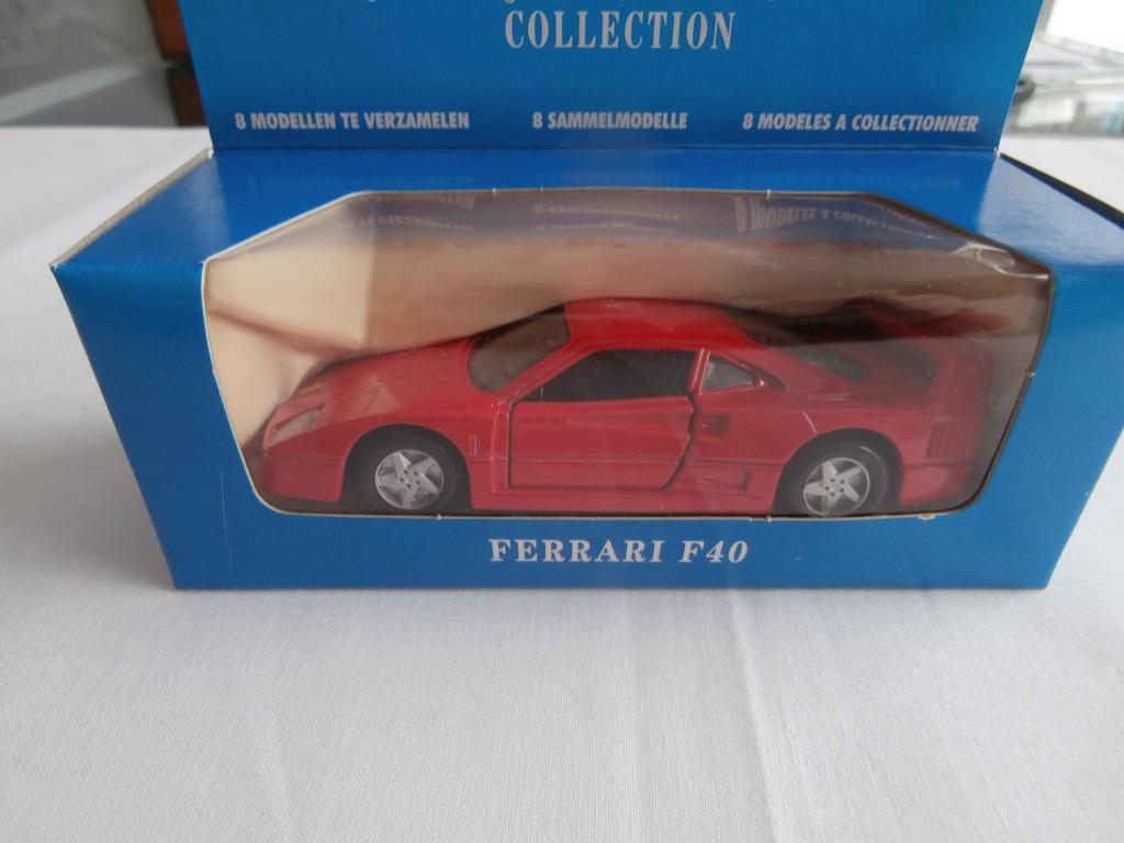 FERRARI F 40 : miniatuur auto ( speelgoed ), Antiek en Kunst, Antiek | Speelgoed, Ophalen of Verzenden