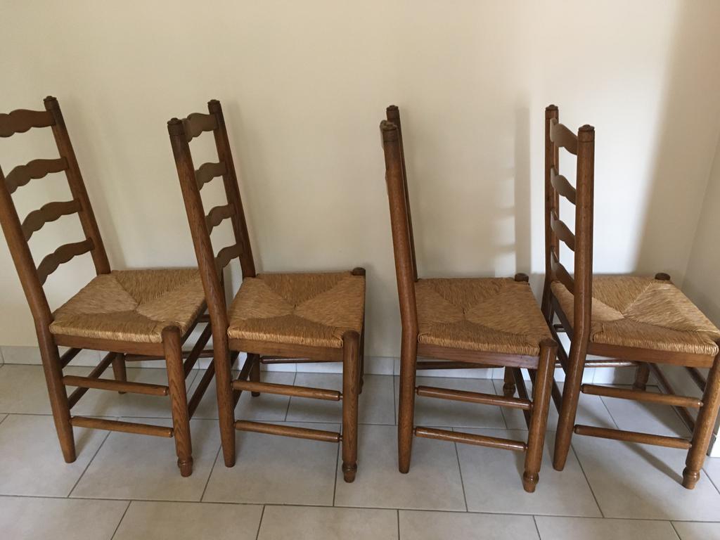 4 eiken stoelen met rieten zitting, Huis en Inrichting, Ophalen, Zo goed als nieuw, Bruin, Vier