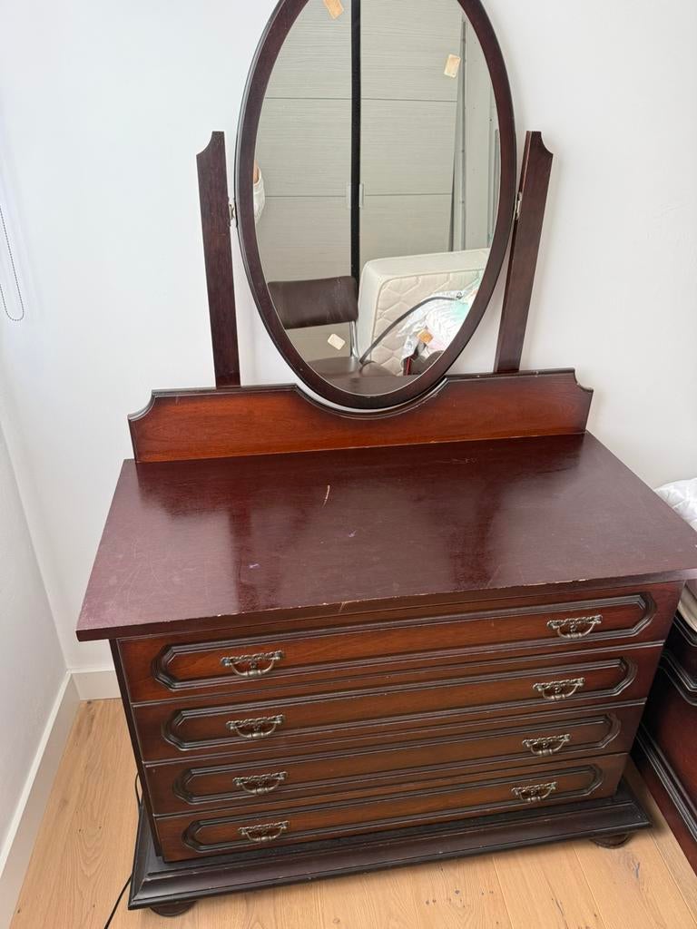 Dressoir met spiegel, Ophalen, Gebruikt