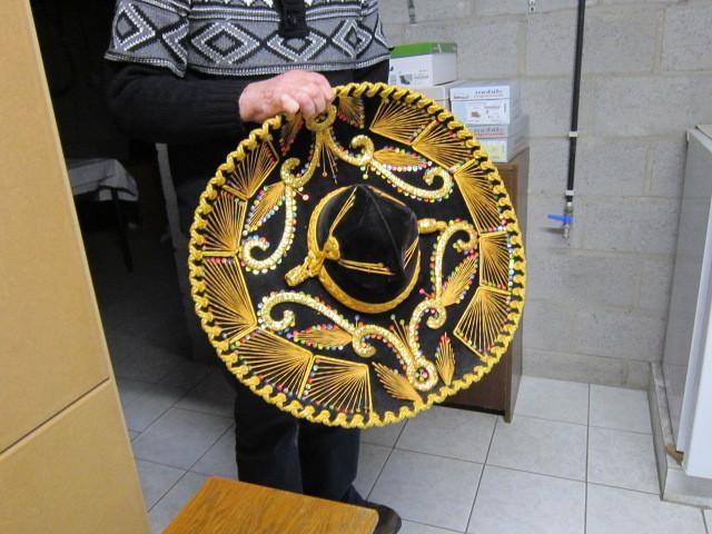sombrero, Ophalen