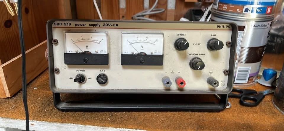 Power supply Phillips sbc 519- 30v- 3A, Enlèvement ou Envoi, Comme neuf, Autres marques, Autres types