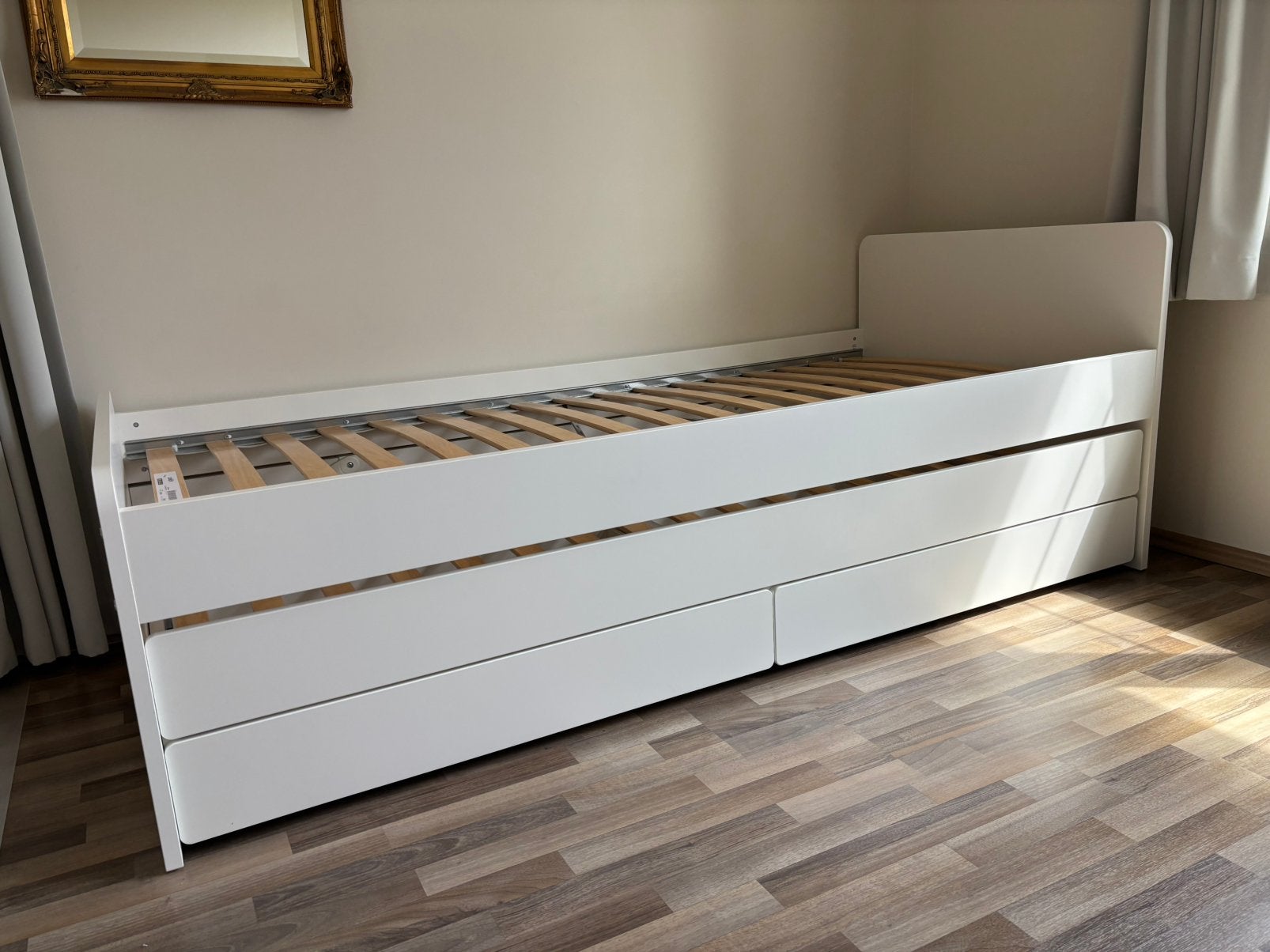 Bedframe met onderbed en opberger 90x200, Ophalen, 90 cm, Eenpersoons, Wit