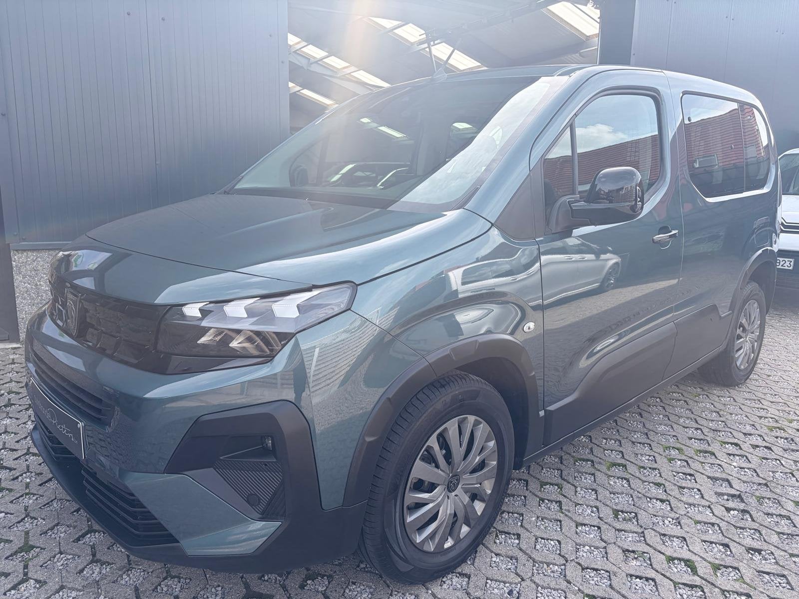 Peugeot Partner Rifter benzine - Lichte vracht 5 pl - 10000, Auto's, 4 deurs, Stof, Gebruikt, Bedrijf