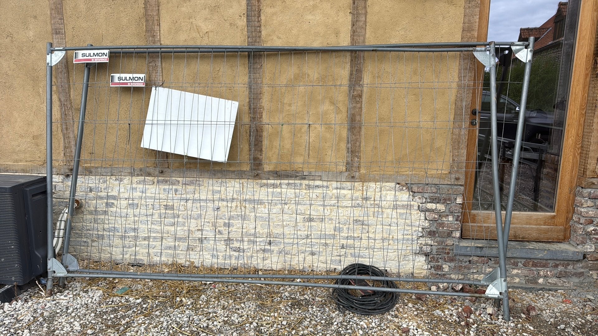 Werfhekkens, Ophalen, Zo goed als nieuw