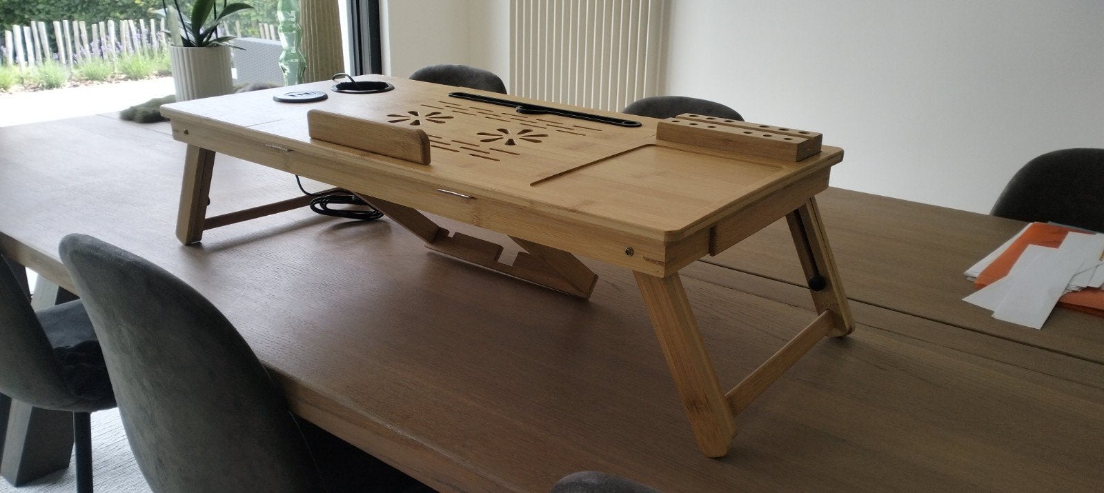 Laptopstandaard Luxergoods, Ophalen