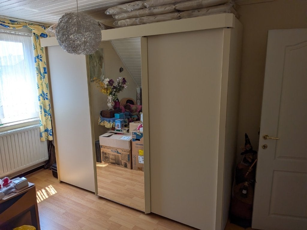 Armoire à 3 portes coulissantes Gratuit, 200 cm ou plus, Avec tablette(s), Enlèvement, Utilisé