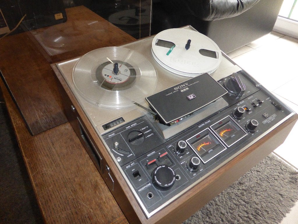 bandrecorder sony TC-377in goede werkende staat  + stofkap, TV, Hi-fi & Vidéo, Enregistreurs audio, Enlèvement, Magnétophone, Avec protection anti-poussière