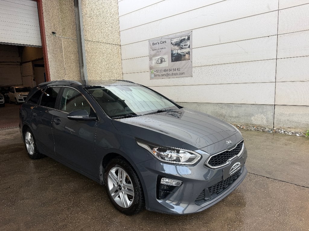 Kia Ceed SW 1.4 T-GDi 140pk  Automaat * GPS/Camera *, Auto's, Kia, Automaat, Dealer onderhouden, 1353 cc, 4 cilinders