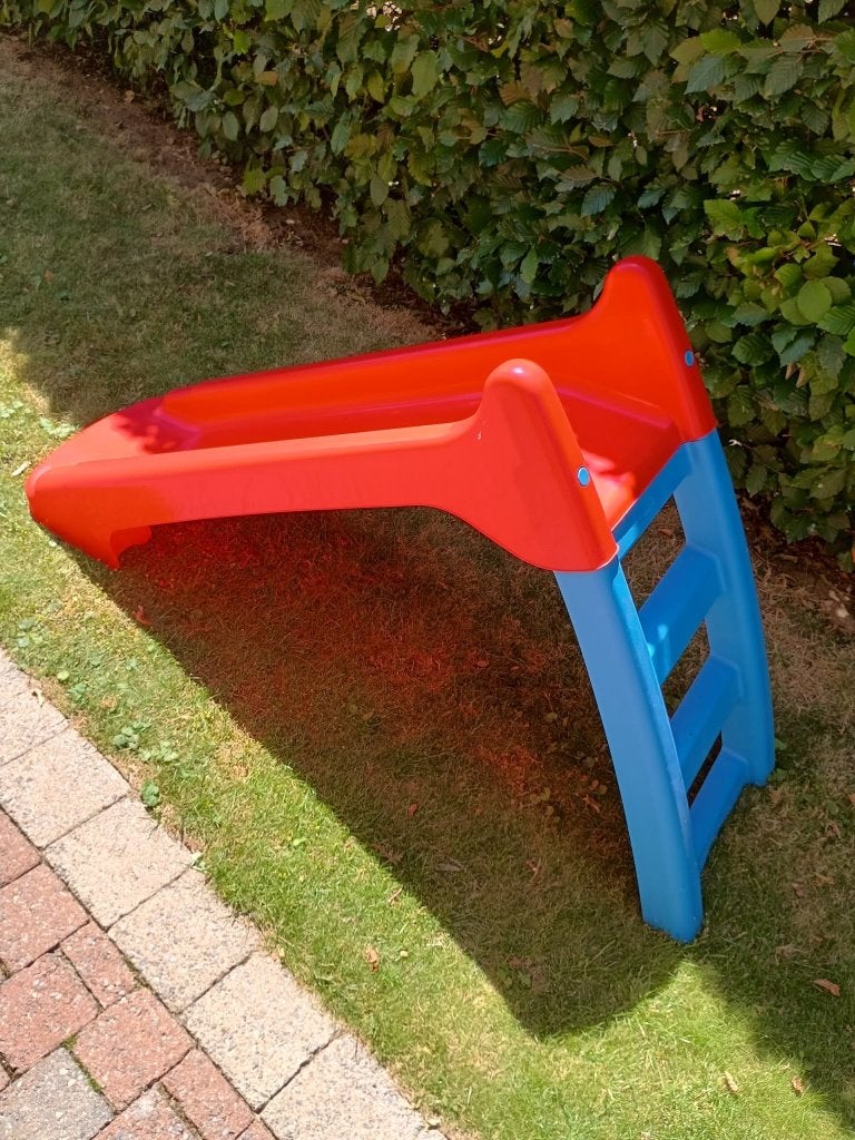 Kinderglijbaan, Enlèvement, Toboggan