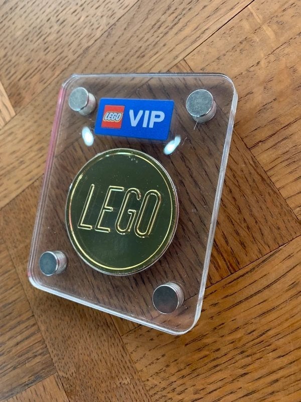 Lego VIP-munt 5006470 in protection case, Ophalen of Verzenden, Lego