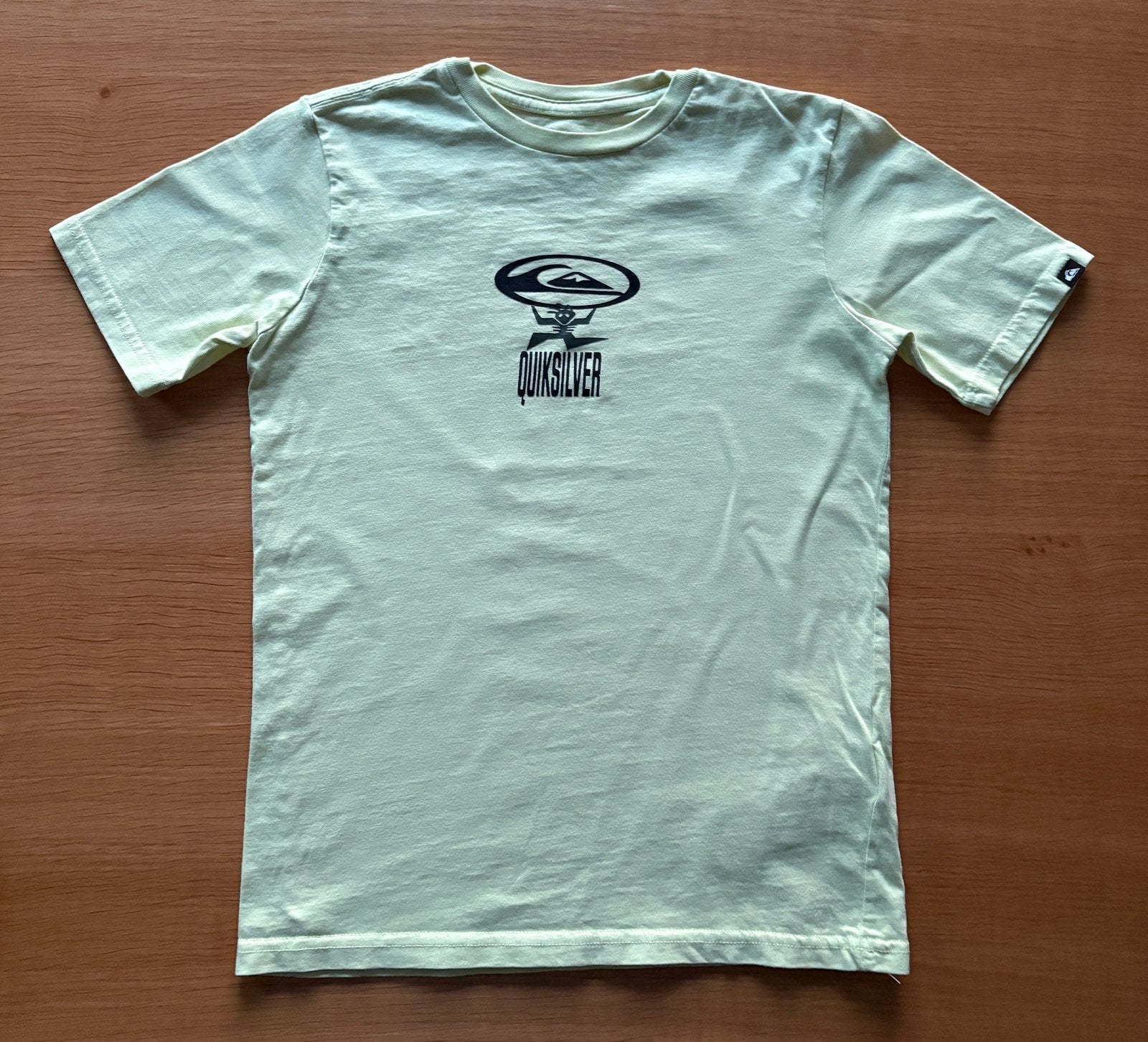 T-shirt jaune fluo clair QUIKSILVER - 12 ans - 7€, Kinderen en Baby's, Kinderkleding | Maat 146, Ophalen of Verzenden, Zo goed als nieuw