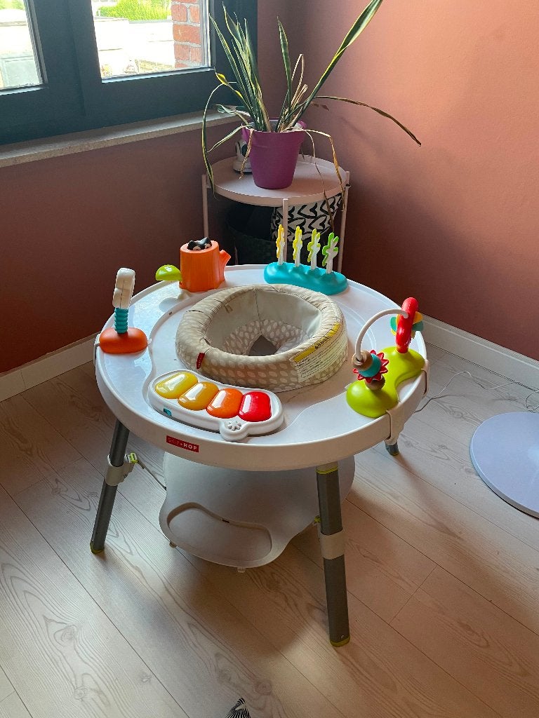 Skip Hop activiteiten tafel, Kinderen en Baby's, Speelgoed | Speeltafels, Ophalen, Gebruikt