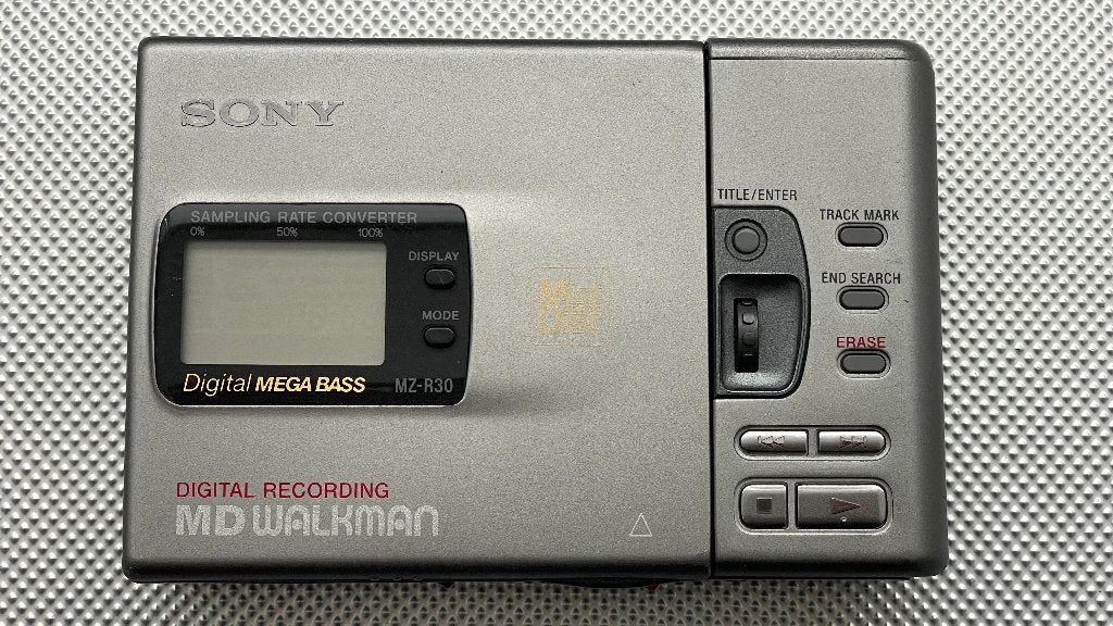 Sony MZ-R30 Minidisc Walkman, Enlèvement, Lecteur MiniDisc