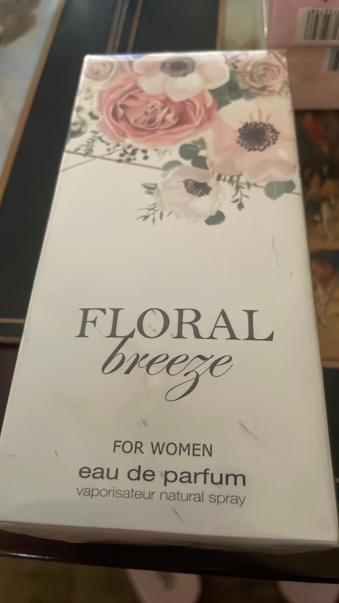 Parfum floral breeze 100ml, Handtassen en Accessoires, Uiterlijk | Parfum, Ophalen, Nieuw