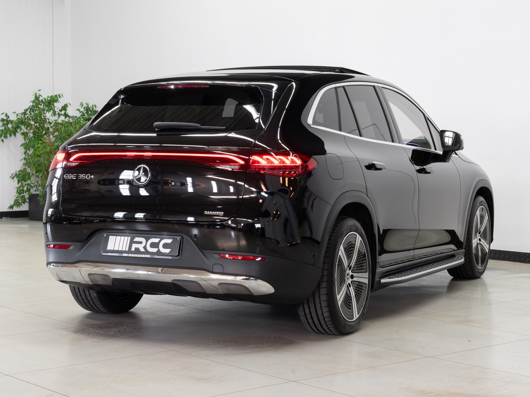 Mercedes-Benz EQE SUV 350+ HYPERSCREEN Grijs-Leder PANO Acht, Cuir, Achat, Carnet d'entretien, 5 portes
