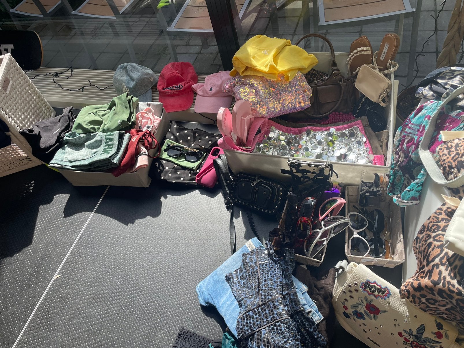 Kleren en accesoires, Enlèvement, Comme neuf