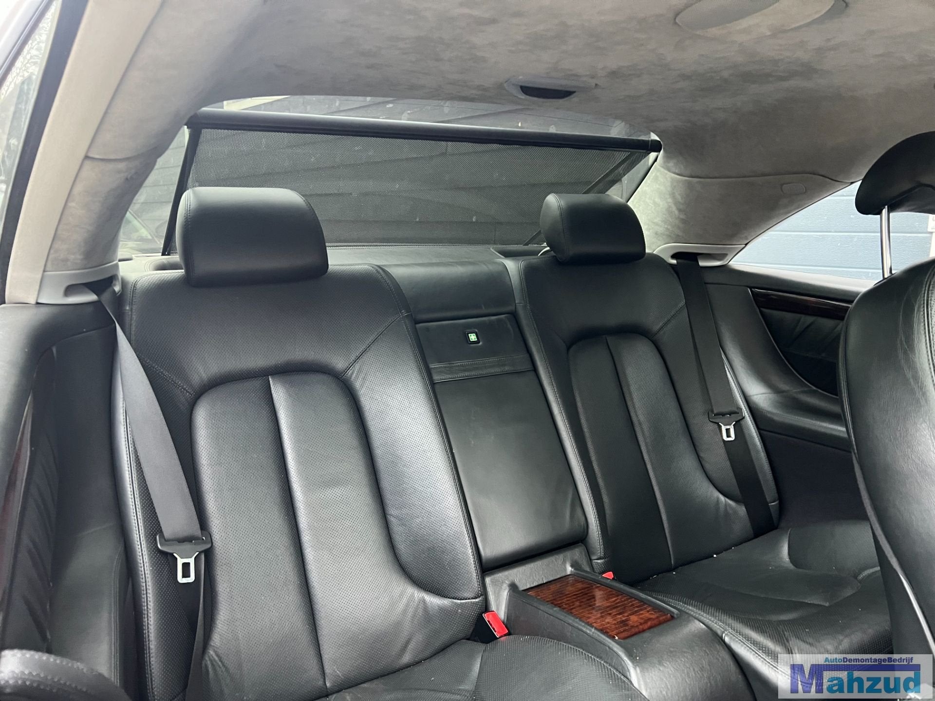 Banquette int rieure en cuir noir pour MERCEDES CL (215) 199, Mercedes-Benz AG, Mercedes-Benz, Utilisé, Mercedesstrasse 120
70372  Stuttgart, DE