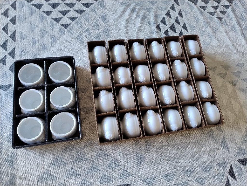 30 pots à apéritif en porcelaine avec tête de lion, Enlèvement ou Envoi, Vintage, Utilisé, Autres types