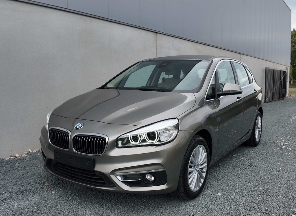 BMW 218 Active Tourer 218i LUXE leer/navi/led/pdc 1hands, Auto's, Bedrijf, 100 kW, Voorwielaandrijving, Bluetooth